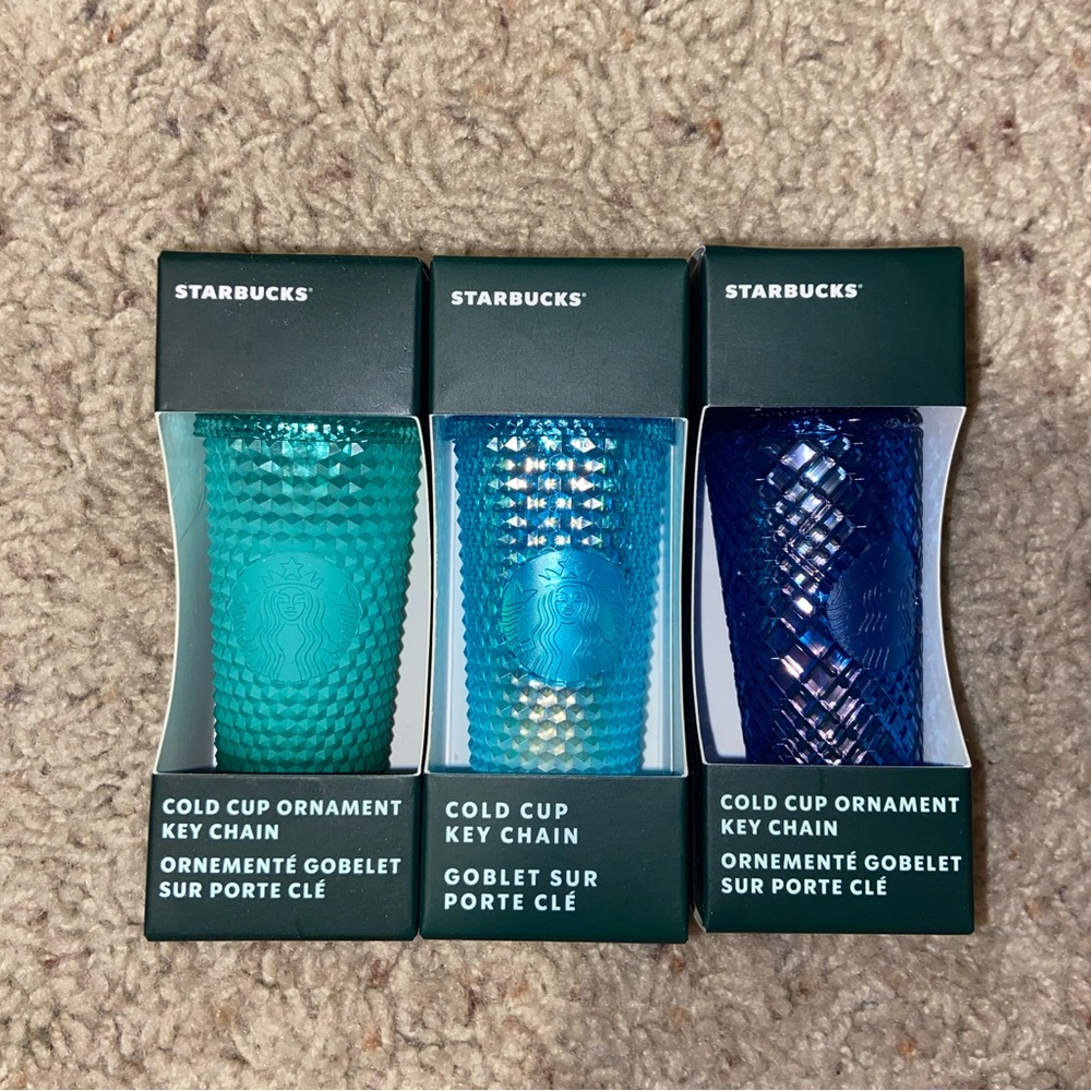 BNWT Set of 3 blue starbucks keychains